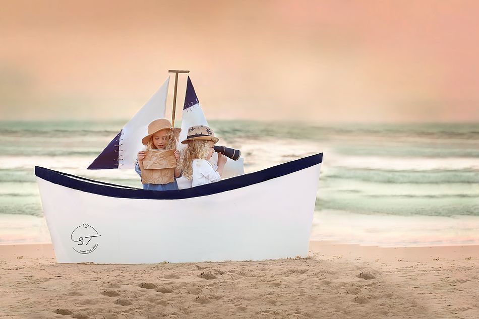 אברהם והדסה משקפת מפה מ.jpg