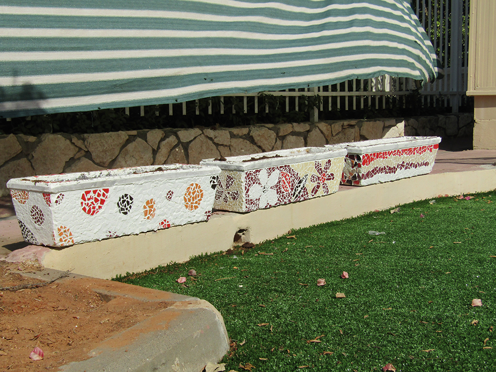 אדניות צד א.jpg