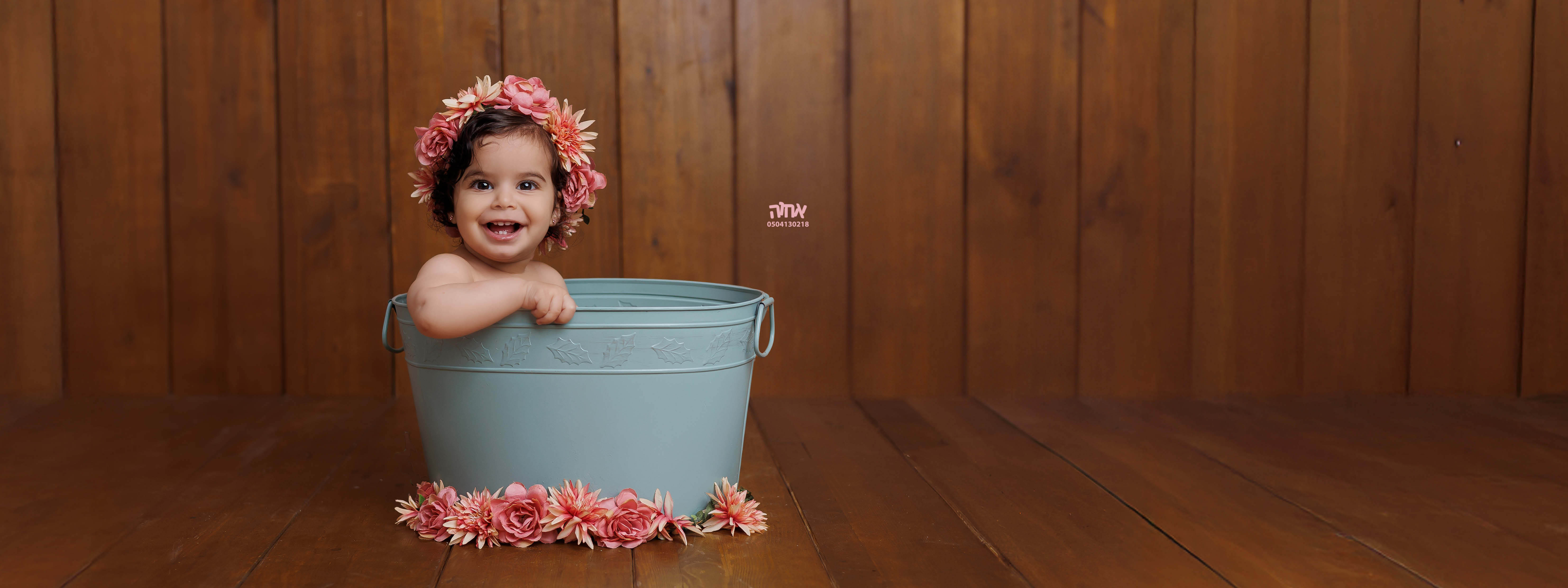 אחוה פלוטקין 0504130218- הילה בת שנה.jpg3.jpg