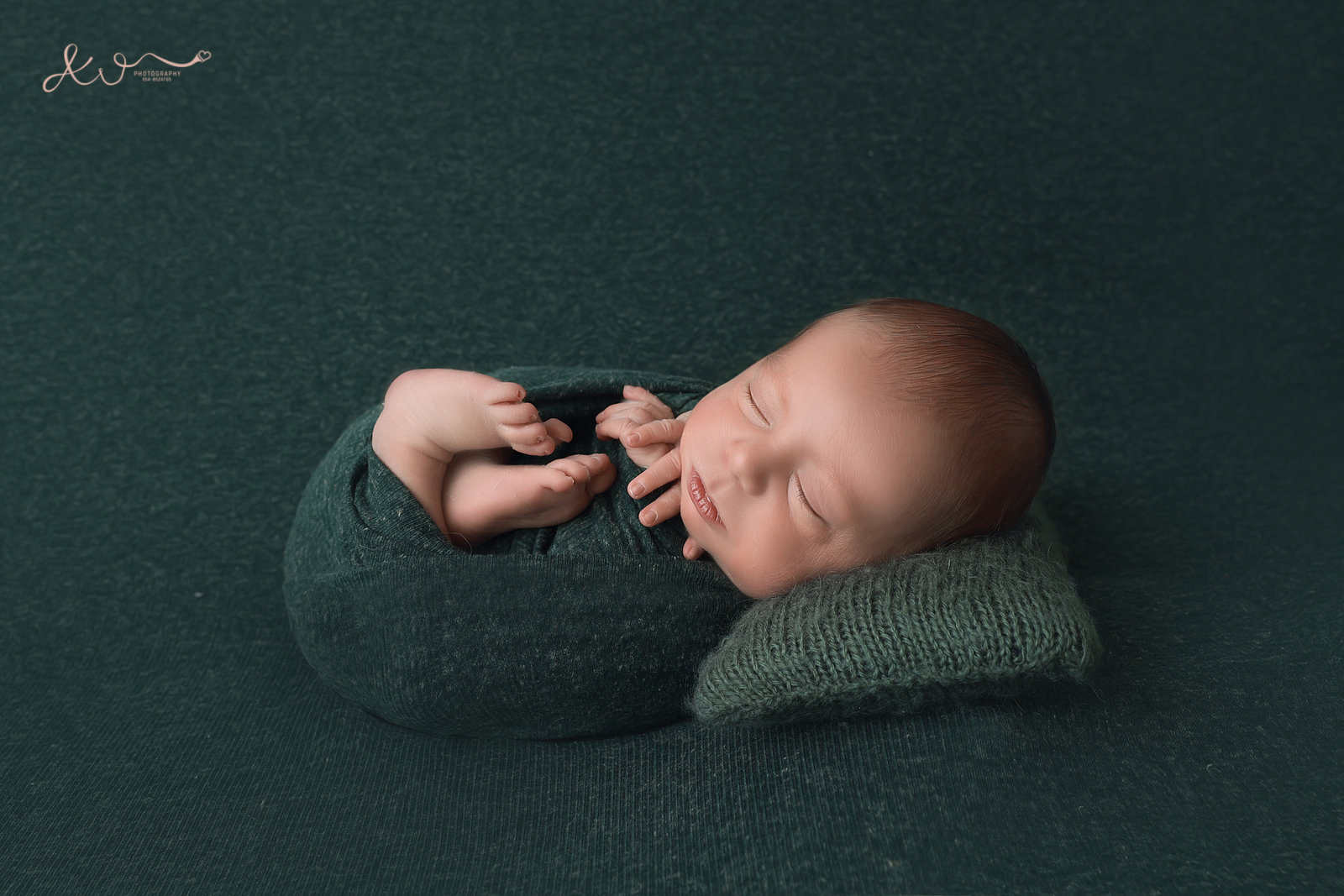 אילה וויג צלמת ניו בורן בבית הלקוח 0548524765 (1).JPG