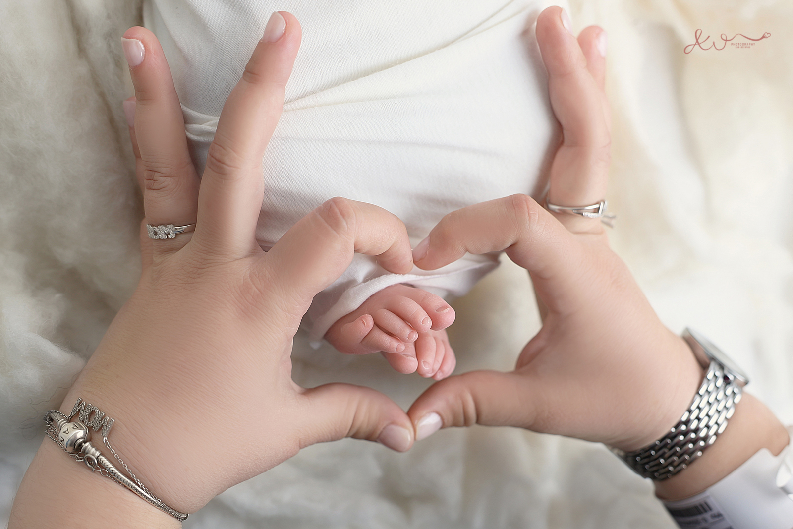 אילה וויג צלמת ניו בורן בבית הלקוח 0548524765 (15).jpg