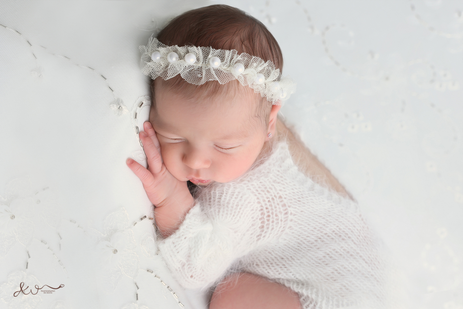 אילה וויג צלמת ניו בורן בבית הלקוח 0548524765 (15).JPG