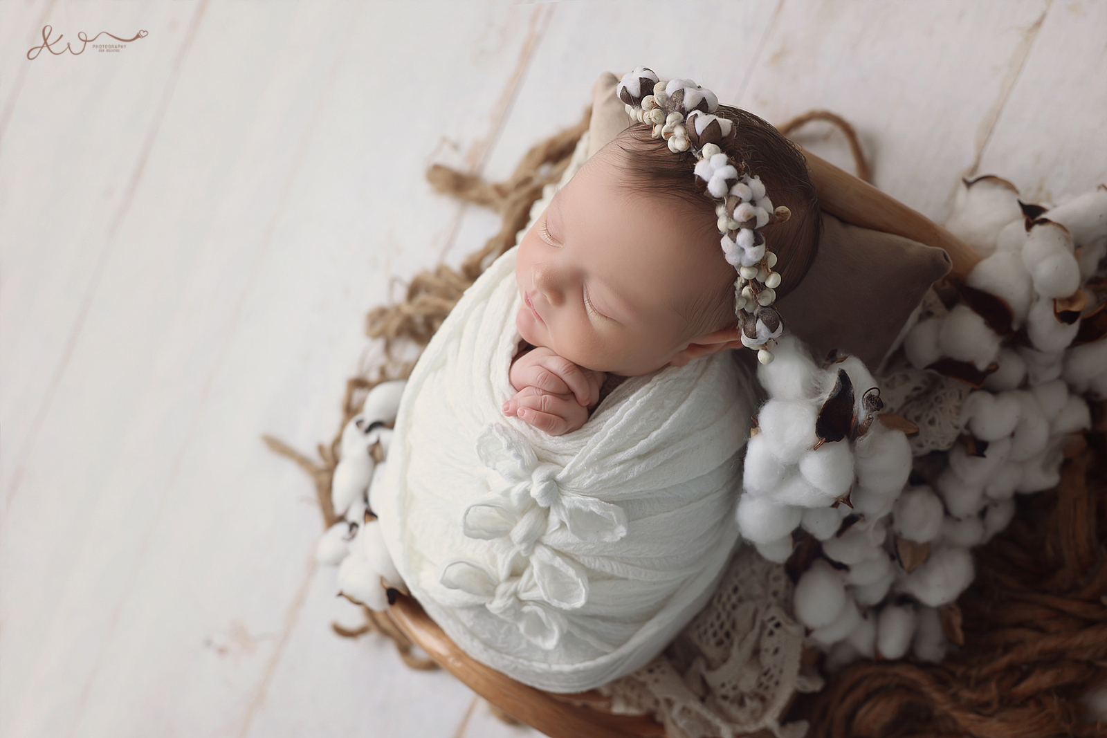 אילה וויג צלמת ניו בורן בבית הלקוח 0548524765 (2).jpg