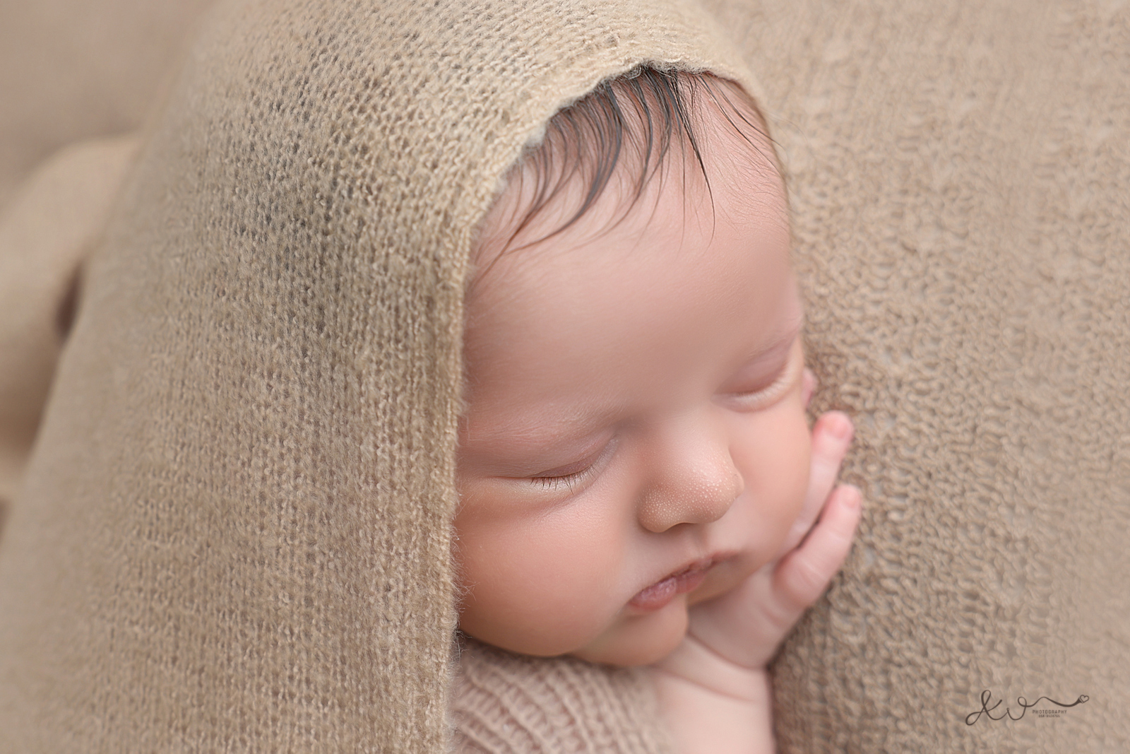 אילה וויג צלמת ניו בורן בבית הלקוח 0548524765 (21).jpg