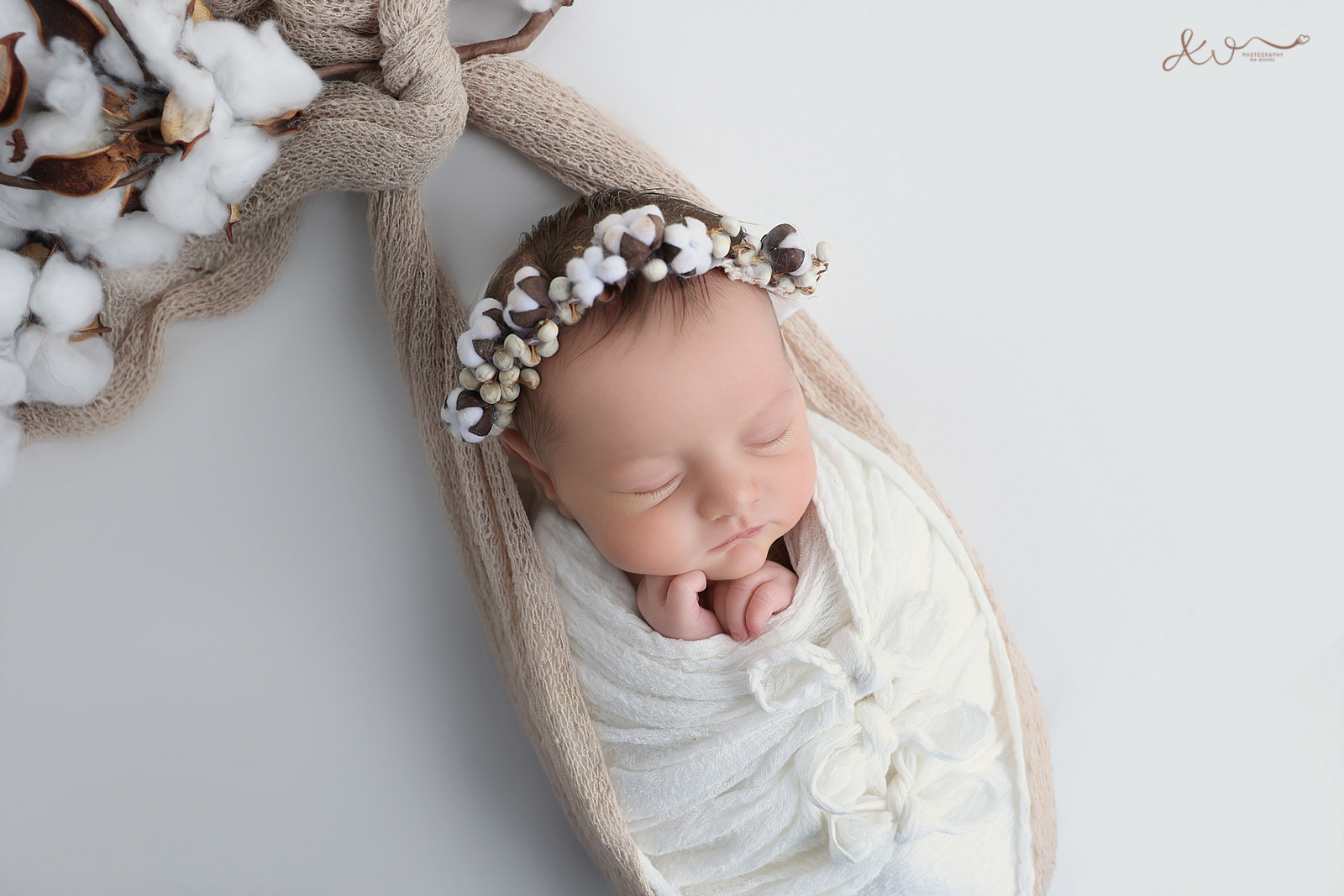 אילה וויג צלמת ניו בורן בבית הלקוח 0548524765 (5).jpg