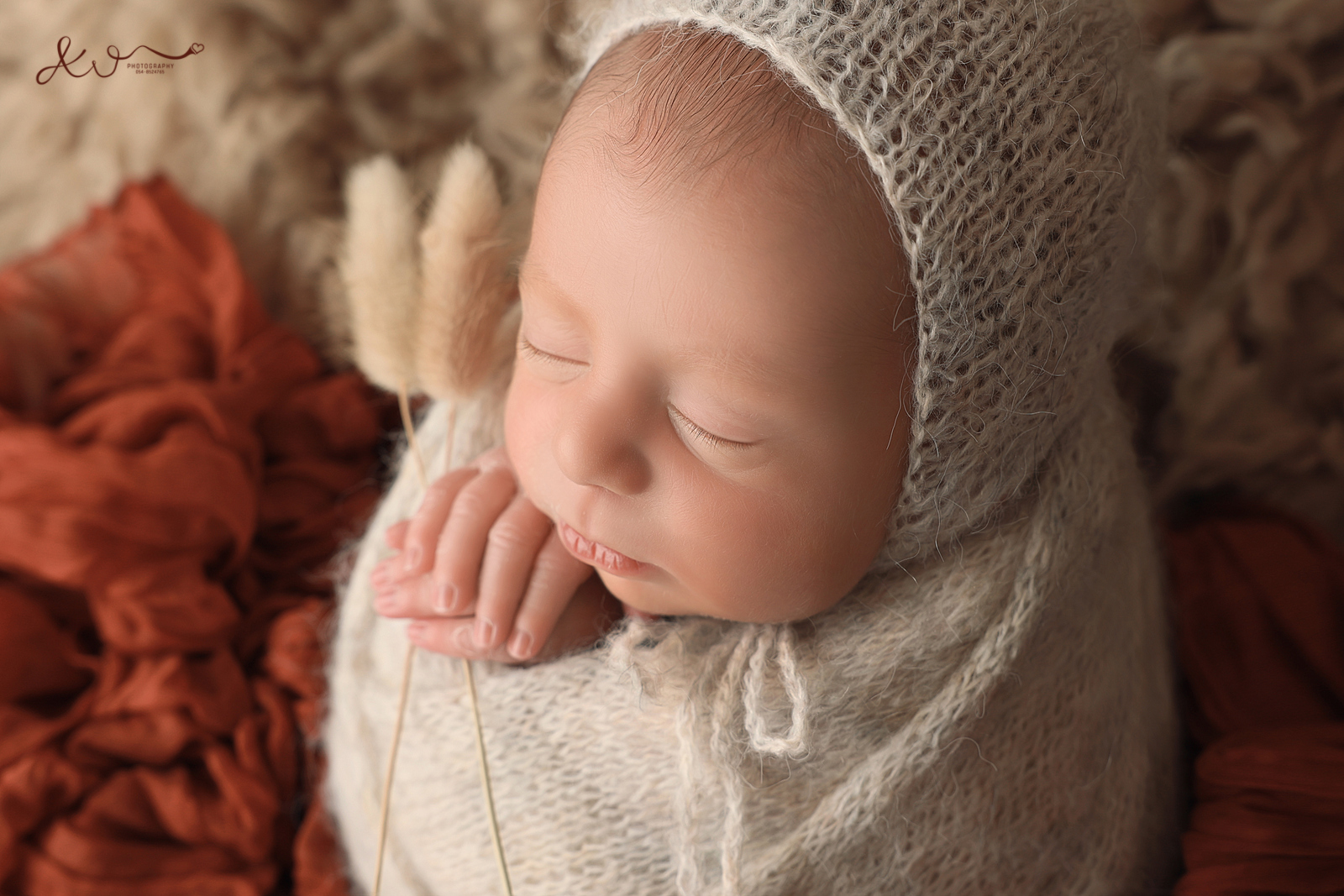 אילה וויג צלמת ניו בורן בבית הלקוח 0548524765 (6).JPG