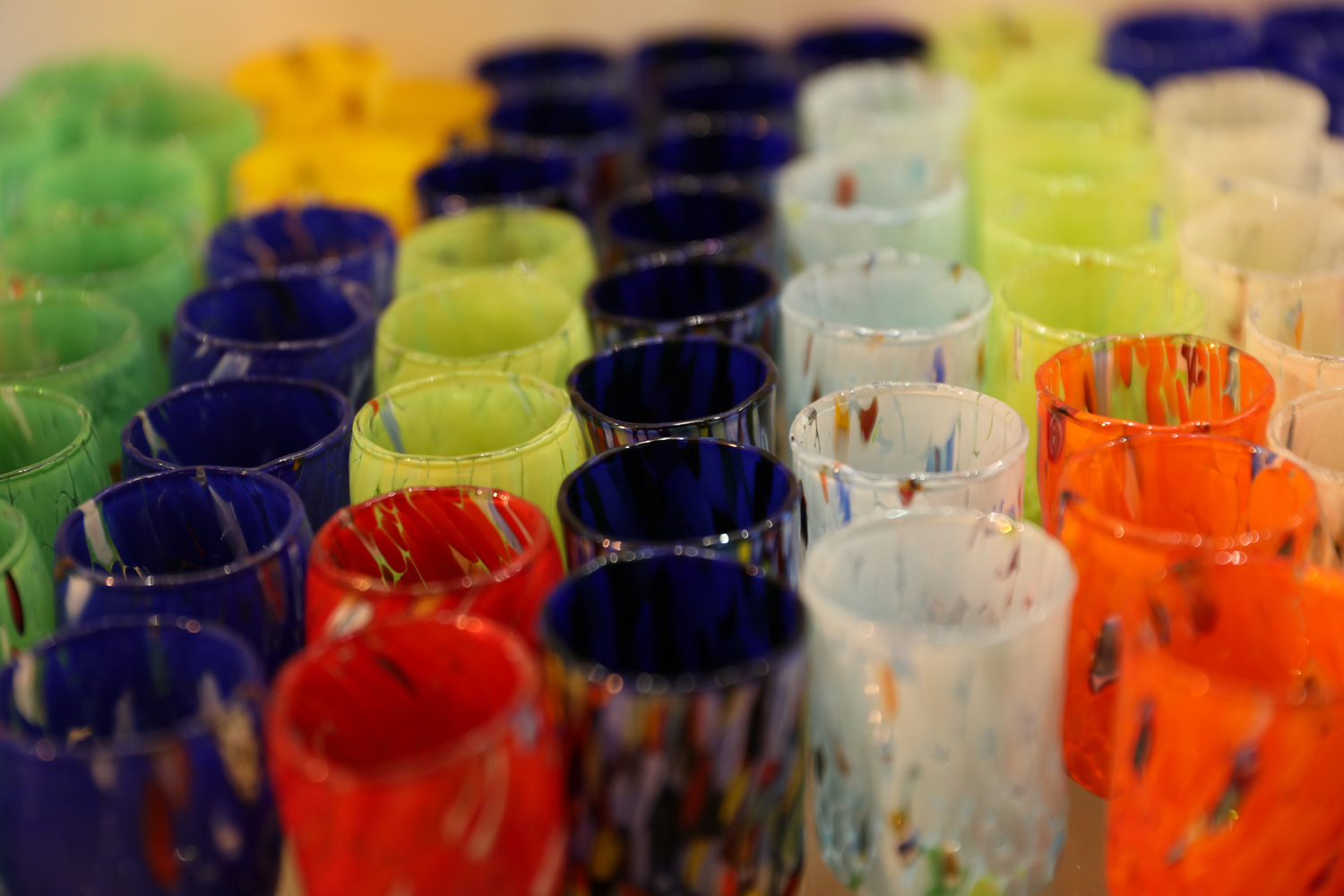 אי הזכוכית ק.jpg