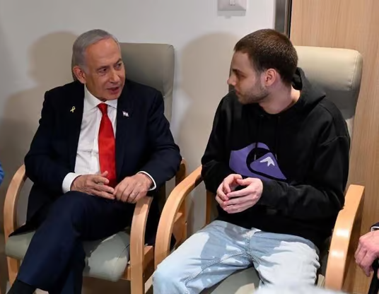 אלון אוהל ביבי.png