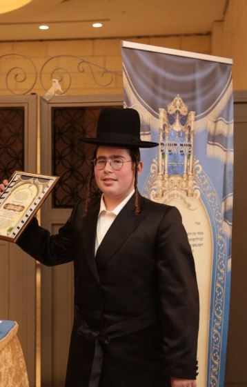 אלי בסיום.JPG