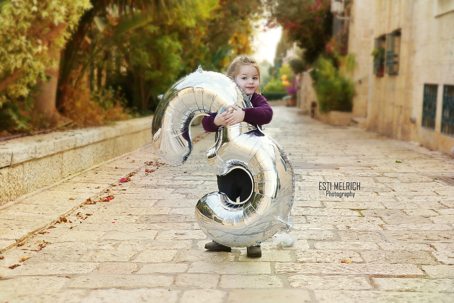 אסתי   054-8598492  .jpg