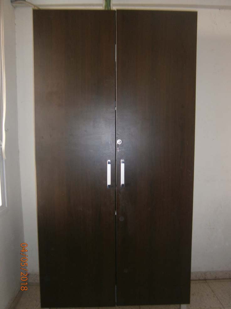 ארון סגור.jpg