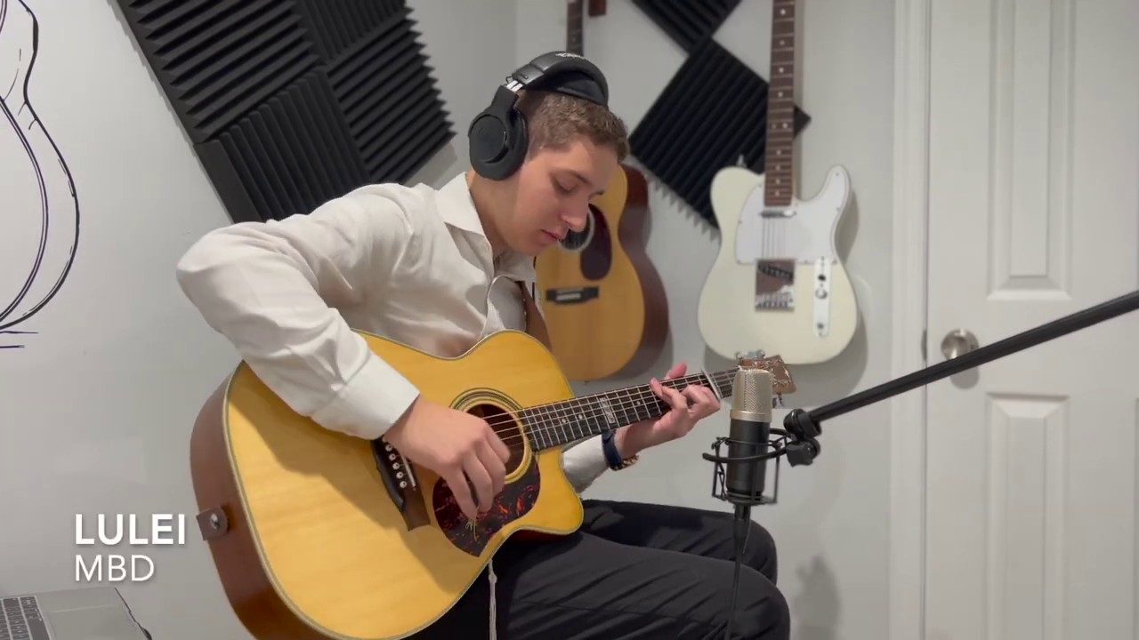 ארי אטינגר - לולי.jpg