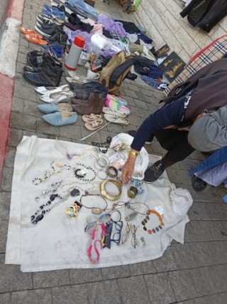 בגדים (Phone).jpg