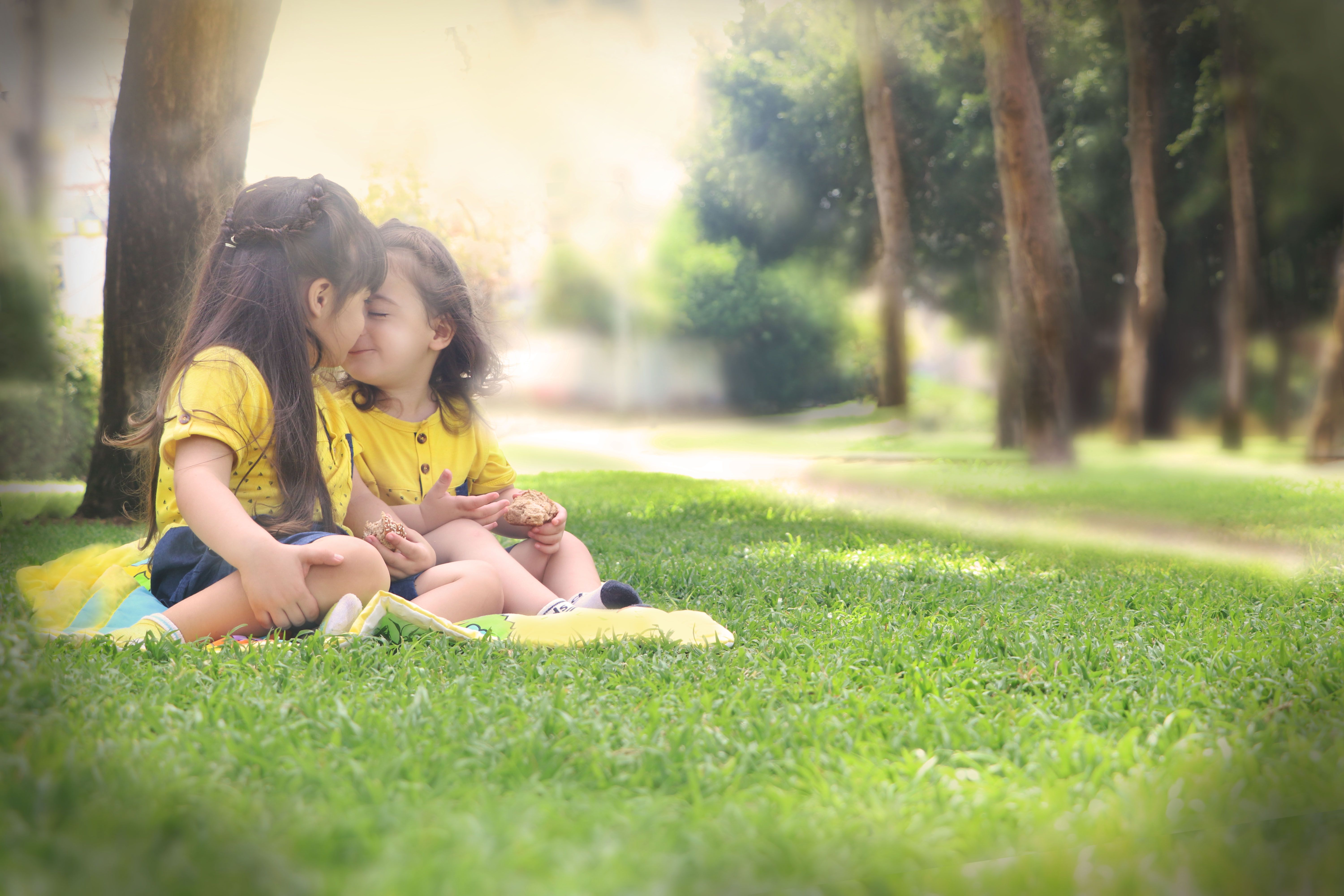 בגינה שלנו.jpg