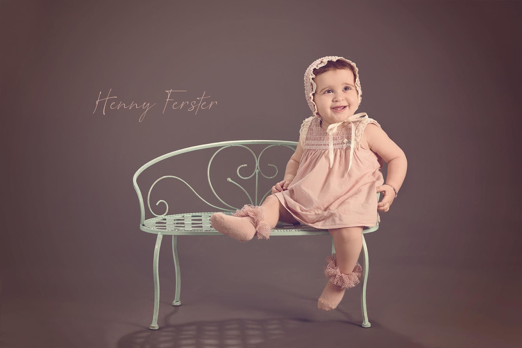 בובה מהקופסה.jpg