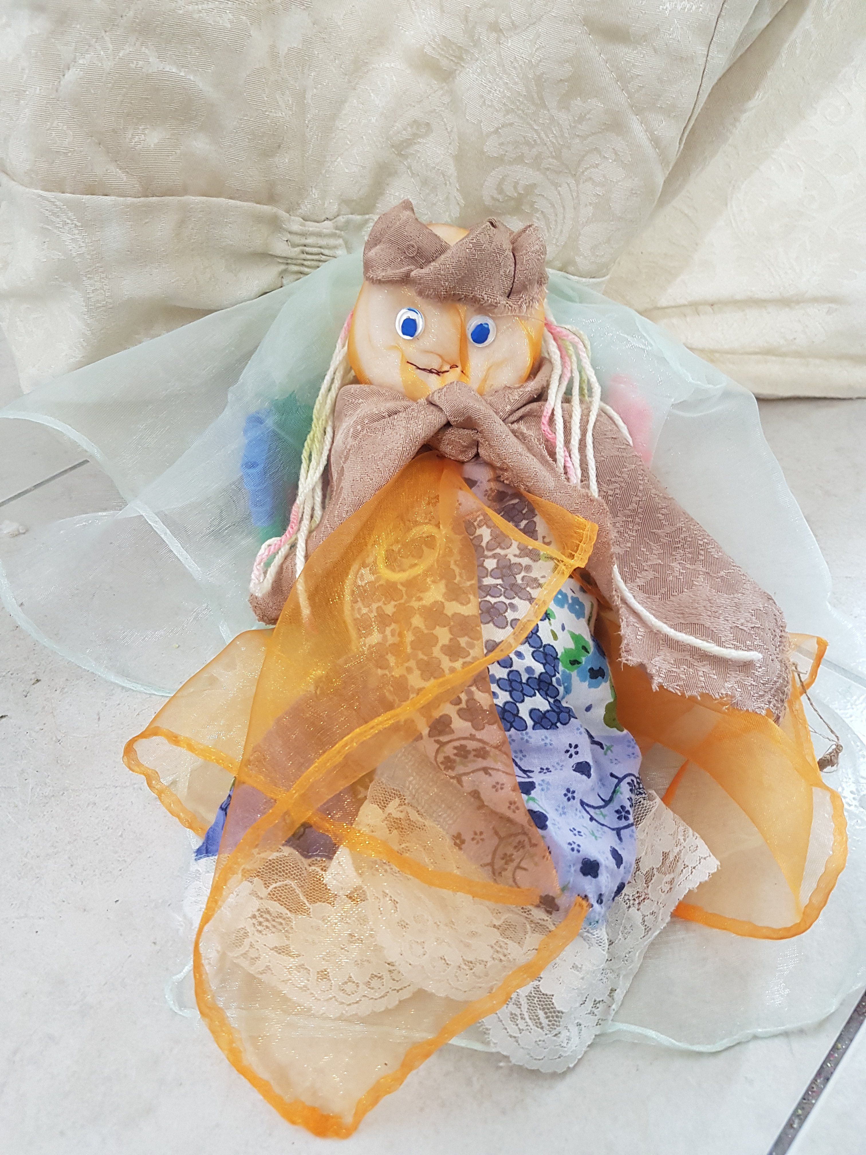 בובת מלכה.jpg