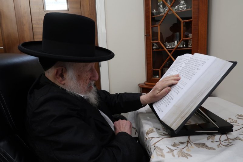 בתפילת יום כיפור קטן בער''ח שבט.jpg