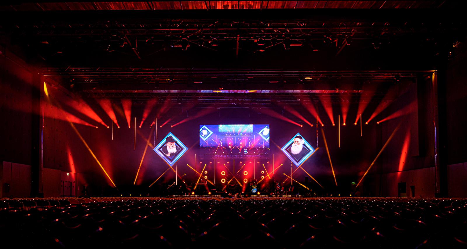 האדמור הזקן שציירתי בארוע יט בכסליו בפריז  (2).jpg