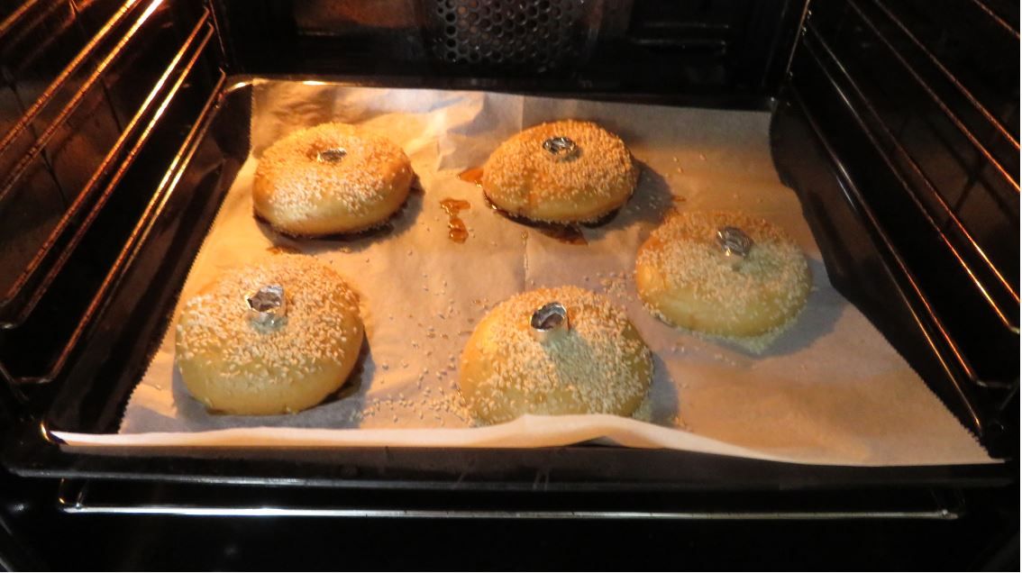 הבייגל בתנור.JPG