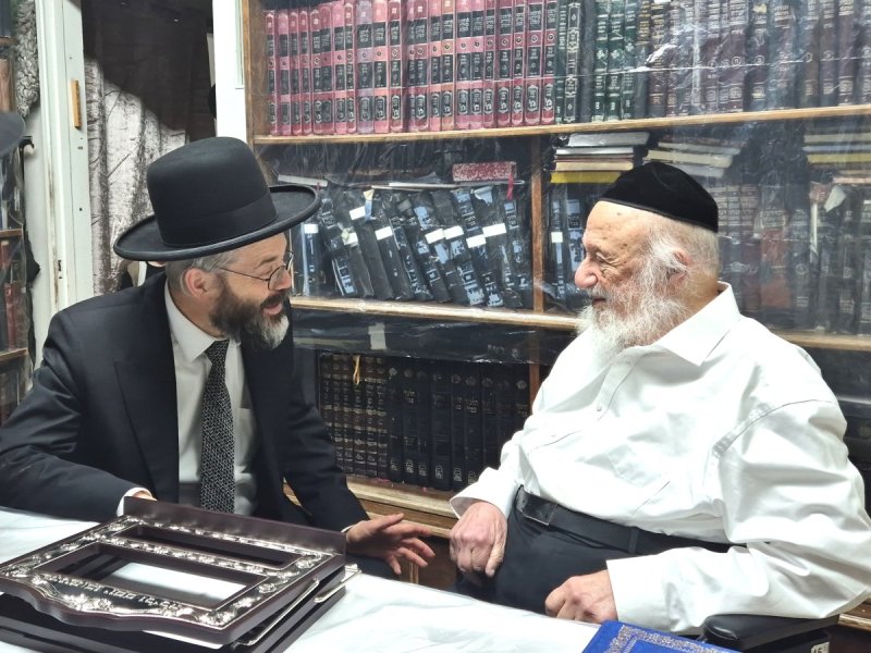 הגר''א וינר חתן מרן הגרב''מ אזרחי.jpg