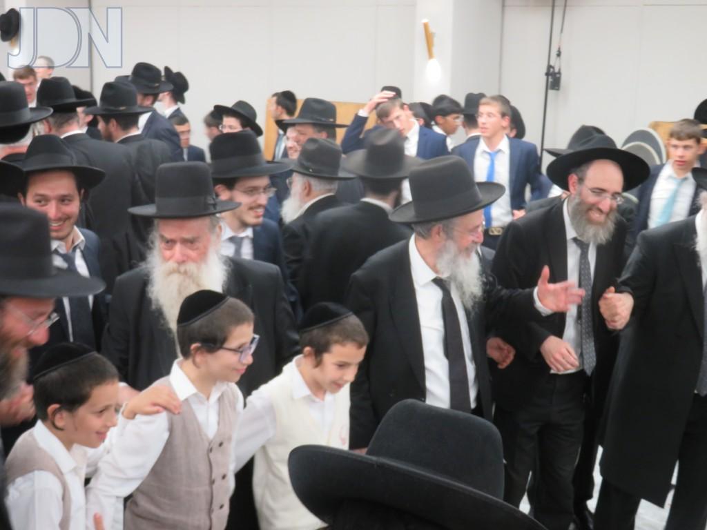 הגרח''פ ברמן בחתונה.jpg