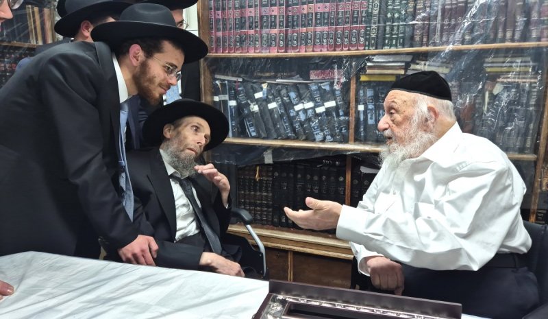 הגר''י סוקל (לרפו''ש) מר''י בית מדרש עליון.jpg