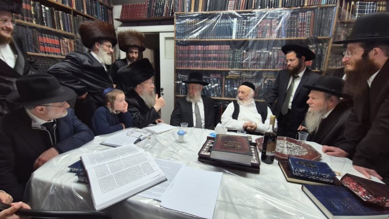 הגרמ''ש אדלשטיין הגר''ש שיינין ויו''ר ועד הישיבות הגרח''א קאופמן.jpg