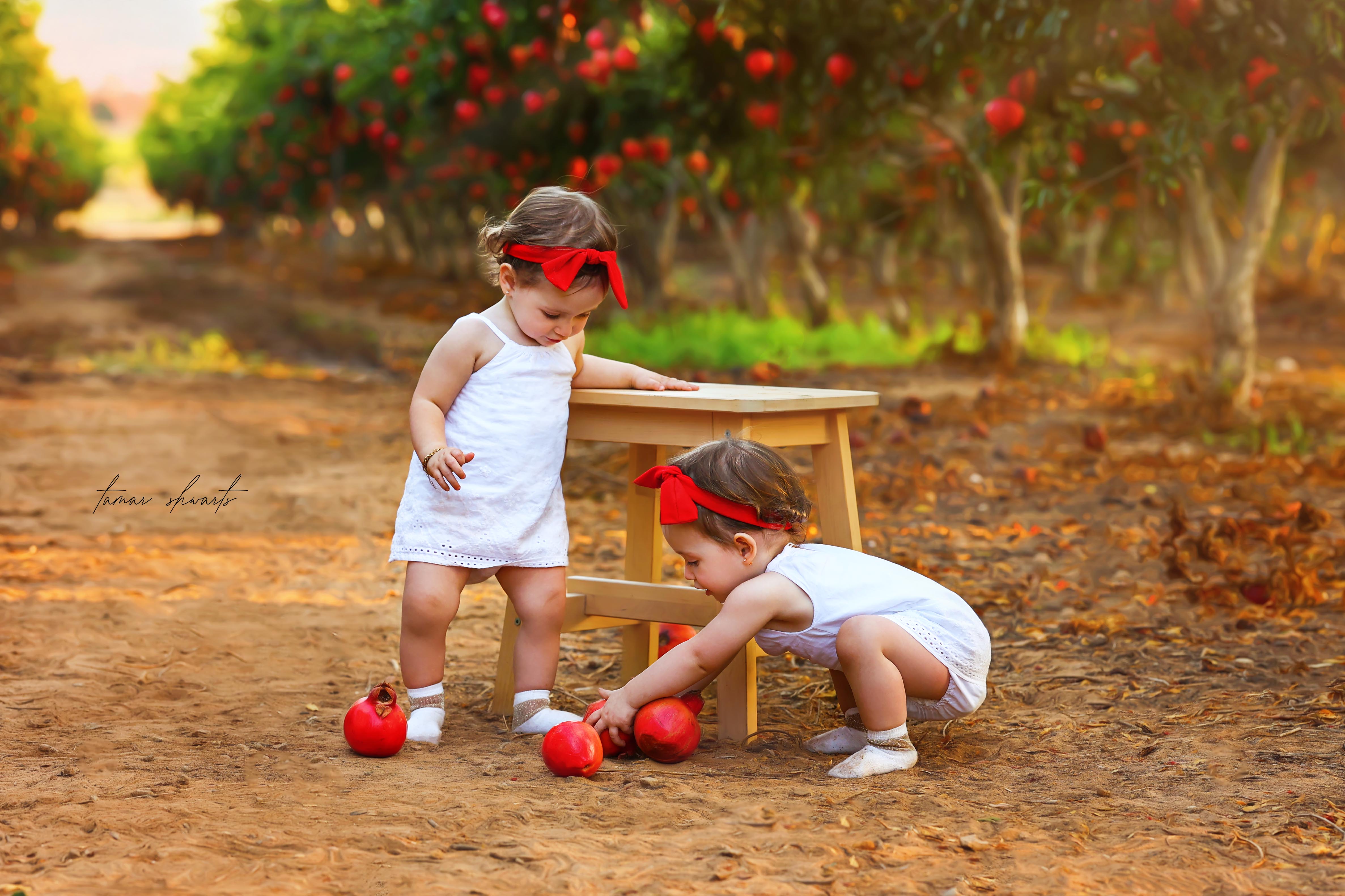 הילה  ושני נמוך מוכן.jpg