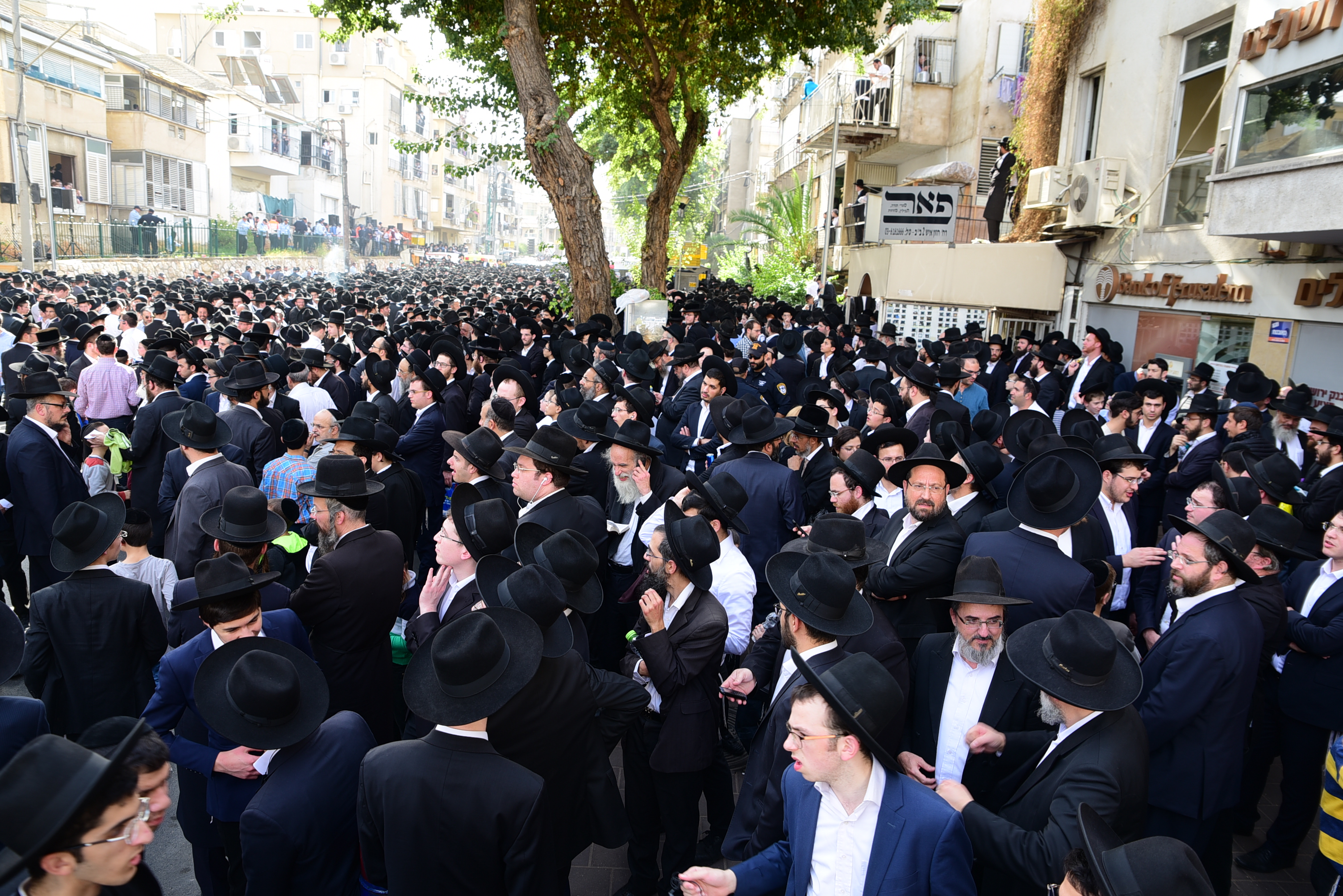 הלוויה הרב שטיינמן  צילום moshe ashkenazi  (1).JPG