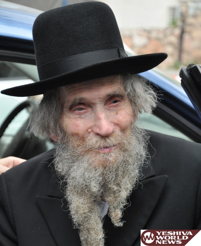 המאושר באדם.jpg