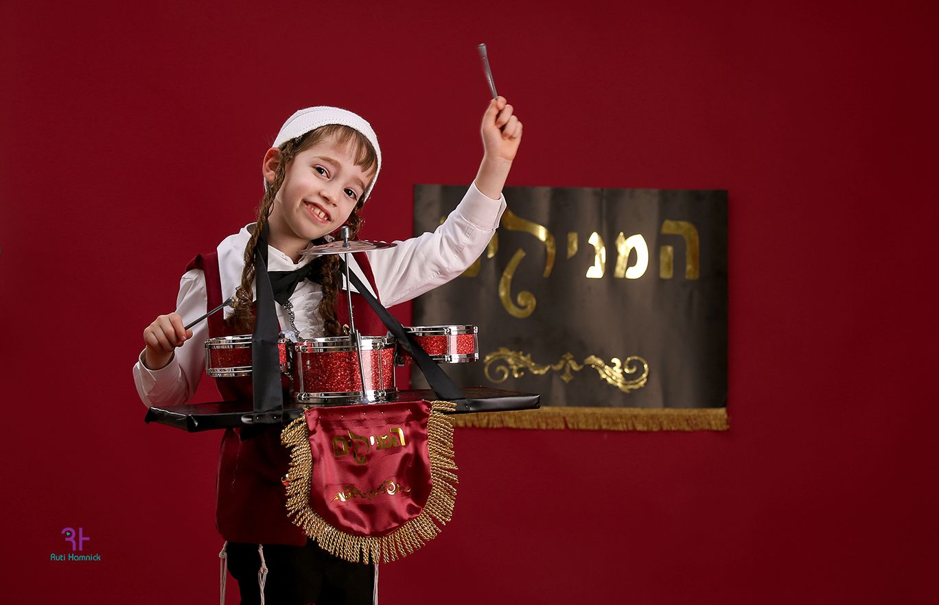 המניקים 1.jpg