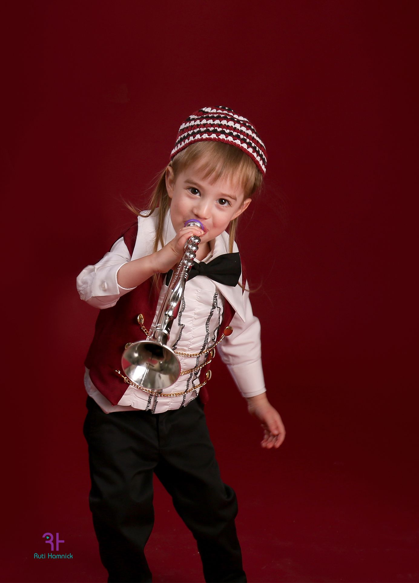 המניקים 3.jpg