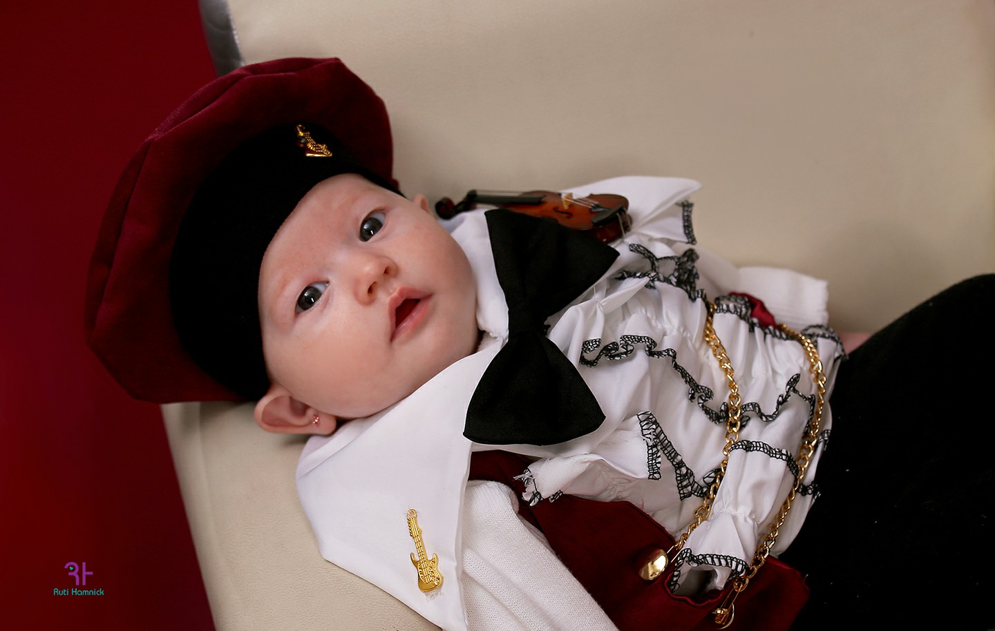 המניקים 6.jpg