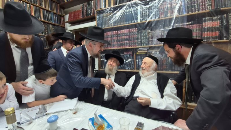 הרב ישראל סילרבסטין סגר''ע בית שמש.jpg