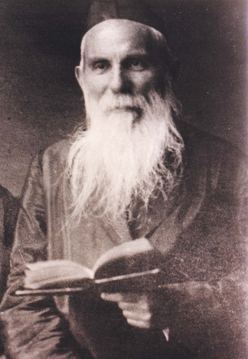 הרב נתן צבי פינקל-הסבא מסלובודקא 4.JPG