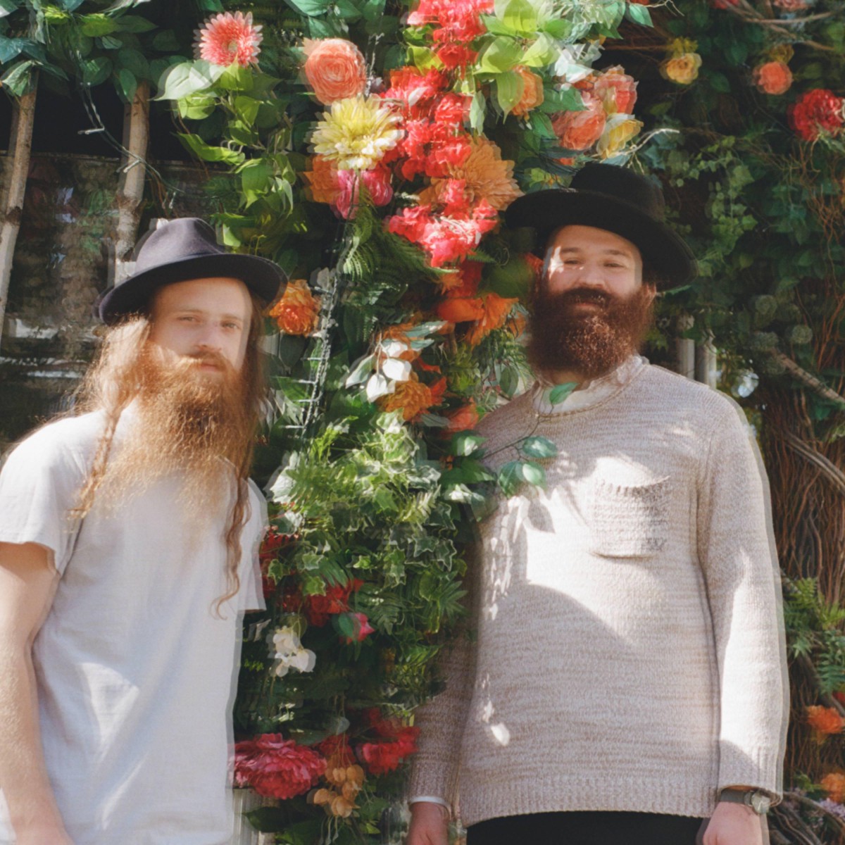 זושא - קדוש קדוש.jpg