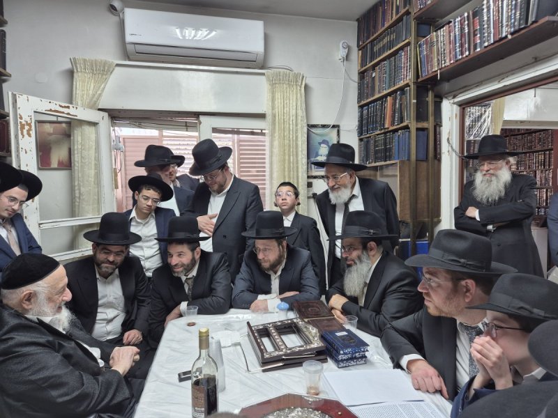 חברי דגל התורה בעיריית ב''ב.jpg