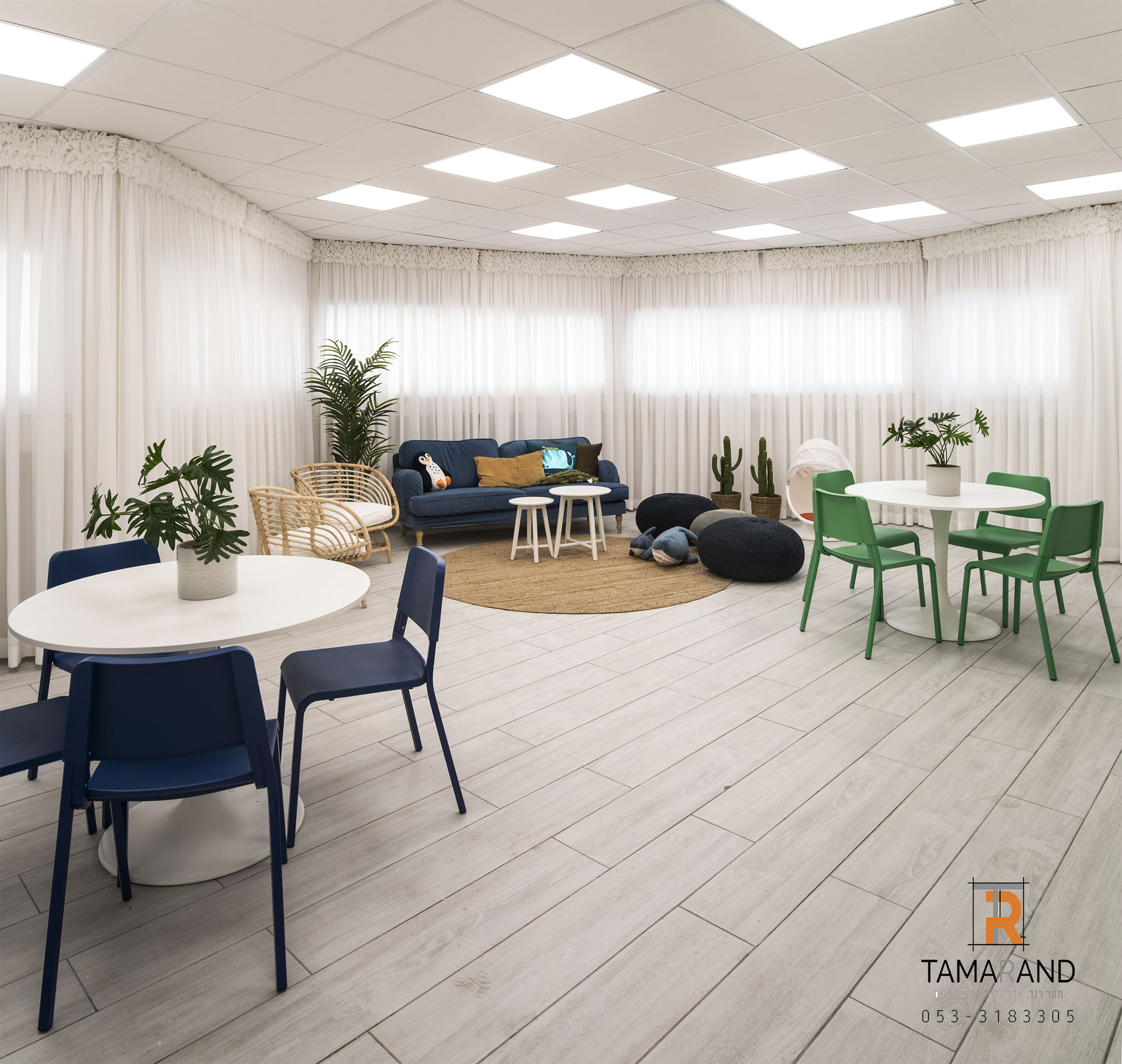 חדר מלא ת.jpg