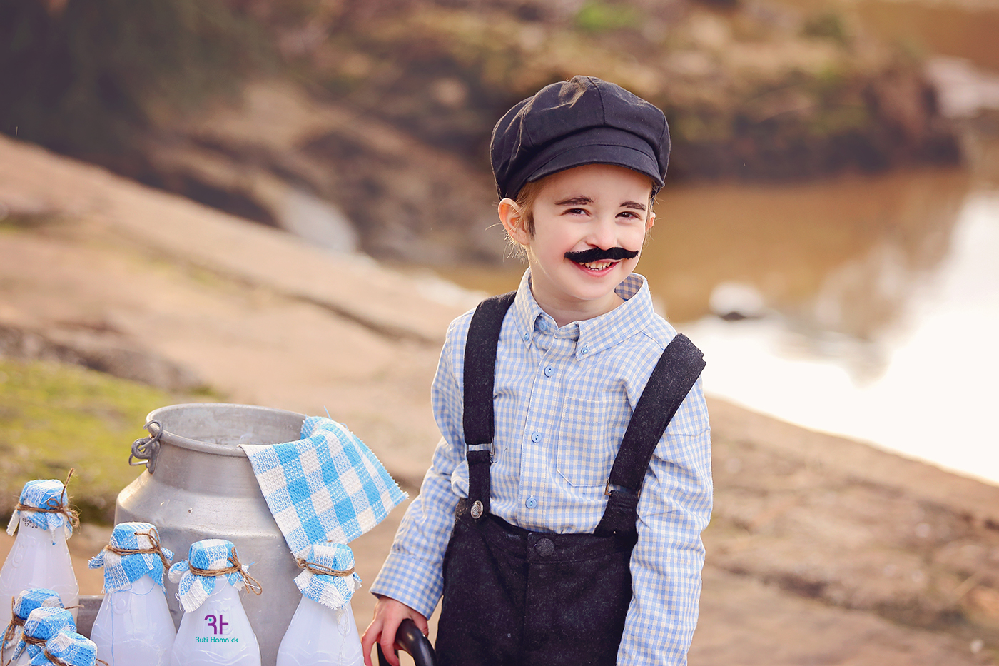 חלבן רותי המניק 3.jpg