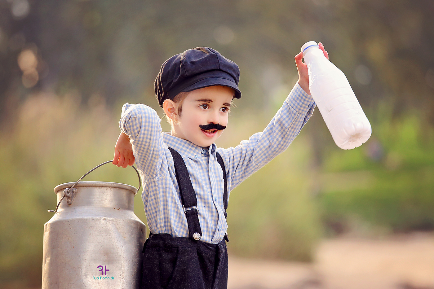 חלבן רותי המניק 4.jpg