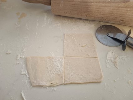 חלה (3) (Phone).jpg