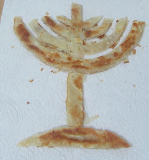 חנוכיה ממלאווח.JPG