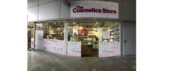 חנות-THE-COSMETICS-STORE-בקניון-בילו-סנטר-צילום-ליז-פרץ-16-1.jpg