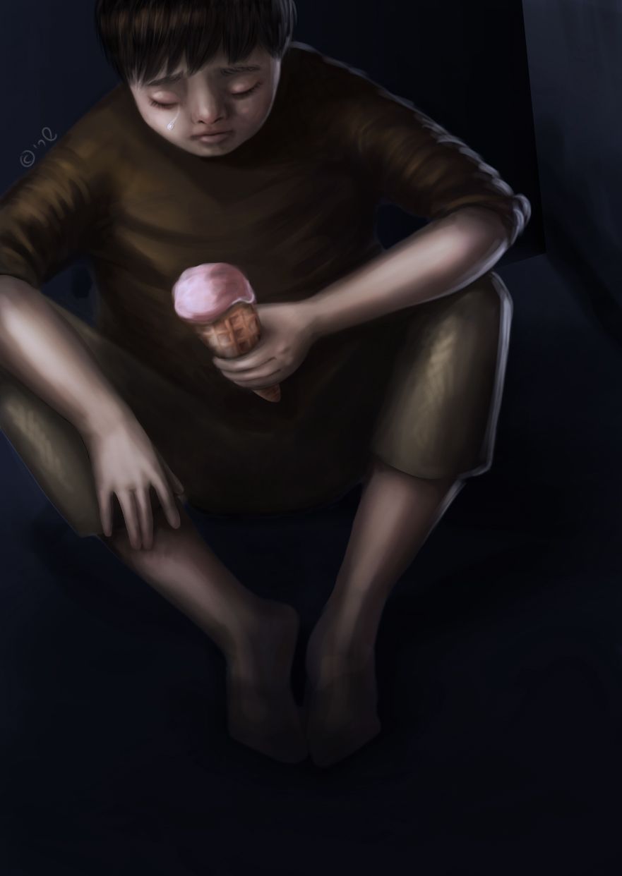 ילד וגלידה.jpg