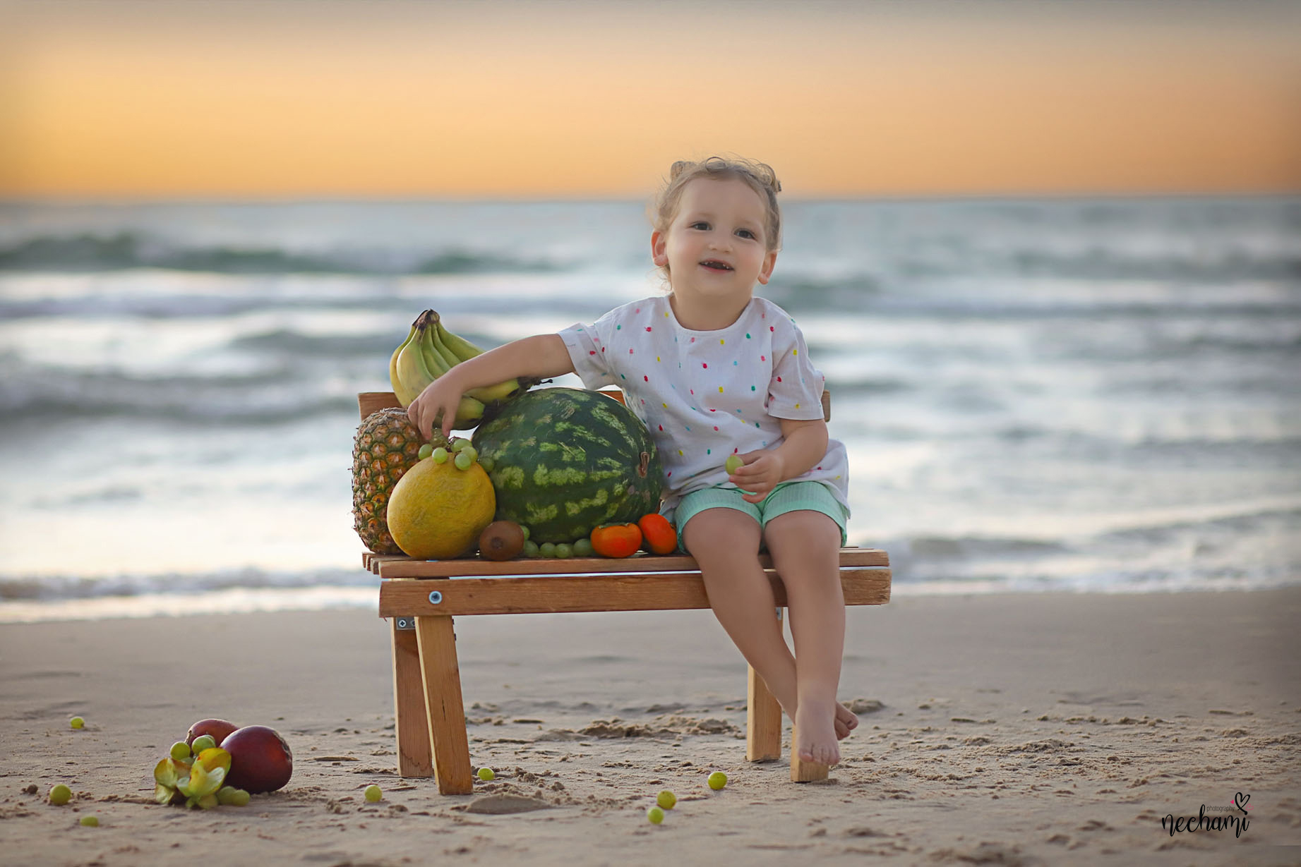 ים רחוק copy.jpg