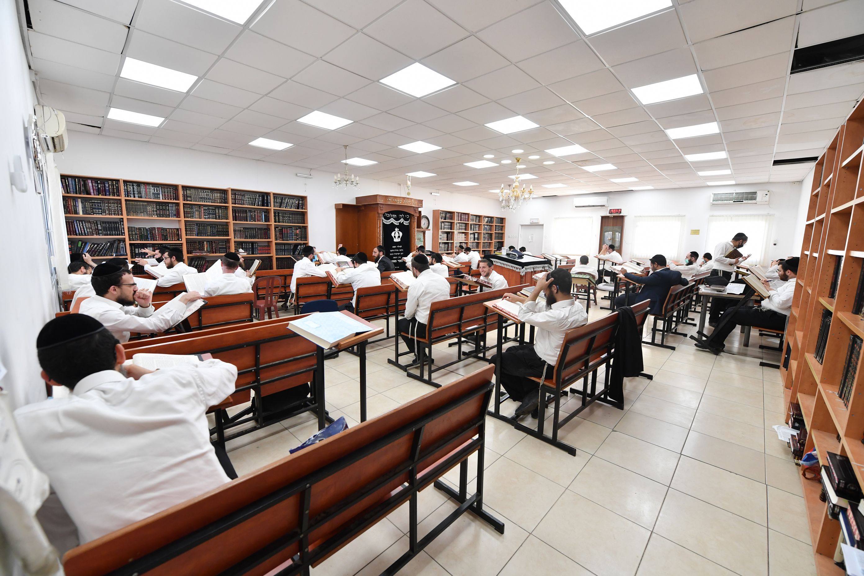 כולל שיח יצחק (2).jpg