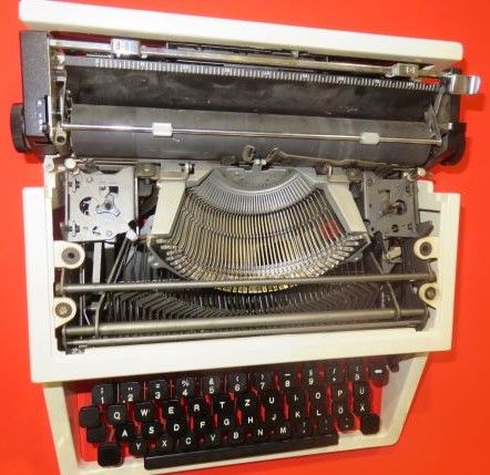 ככה פעם היו מו''ל.jpg