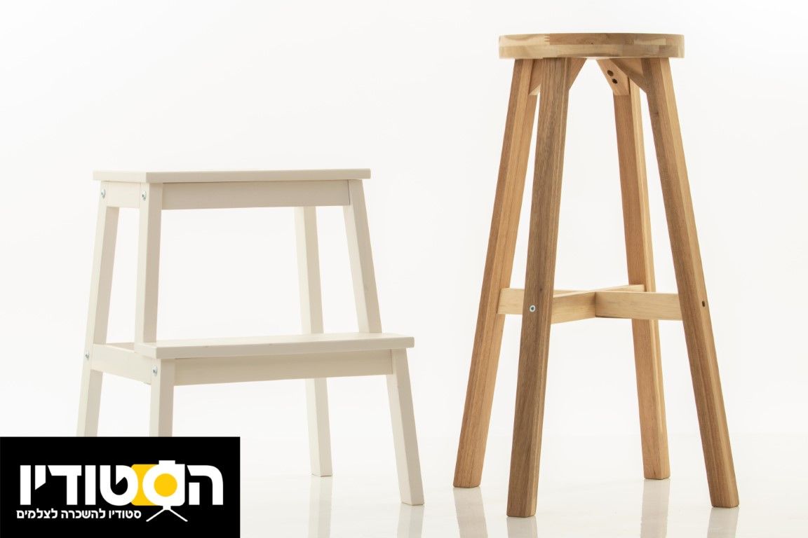 כסאות (Medium).jpg