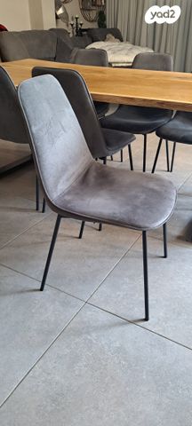 כסאות1.jpeg