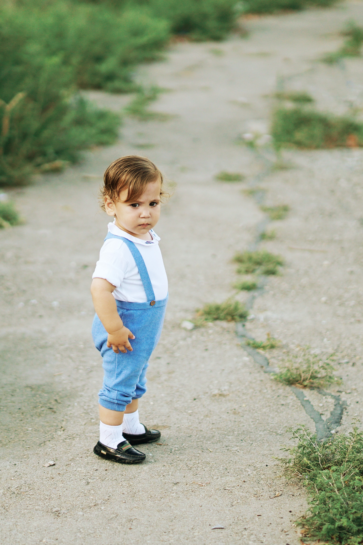 לאורך עומד.jpg